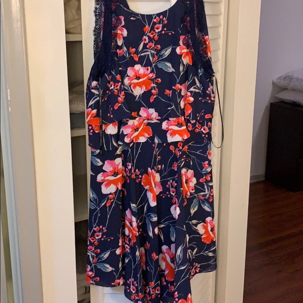 Ivanka Trump flirty sun dress